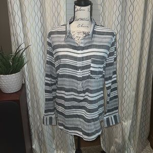 Comfy cotton striped top.